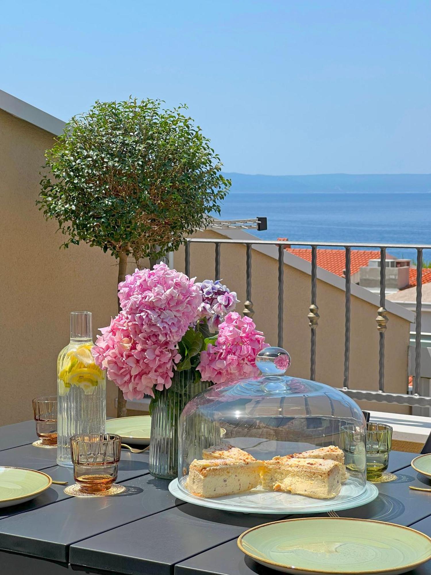 Luxury Apartments Luna Tučepi Kültér fotó