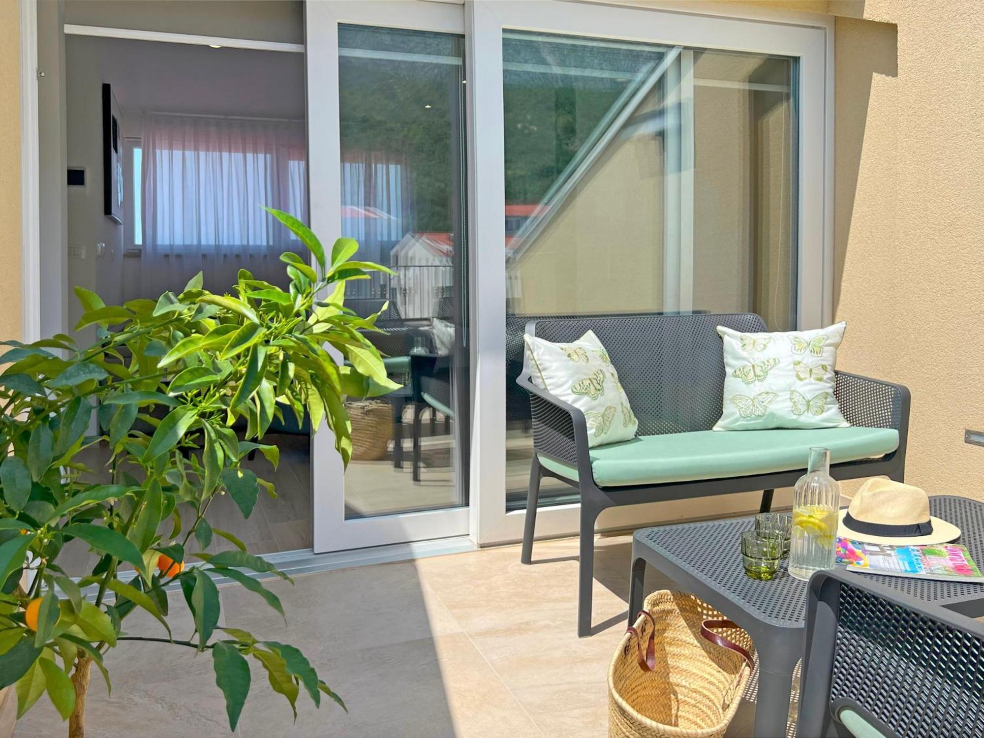 Luxury Apartments Luna Tučepi Kültér fotó
